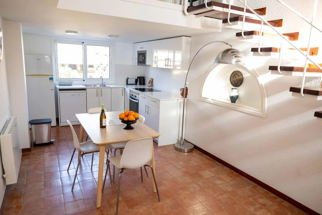 Apartamentos Les Barbes Caldes D'Estrach