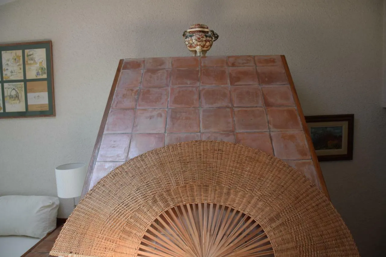 Apartamentos Les Barbes Caldes D'Estrach 0*,  Spain