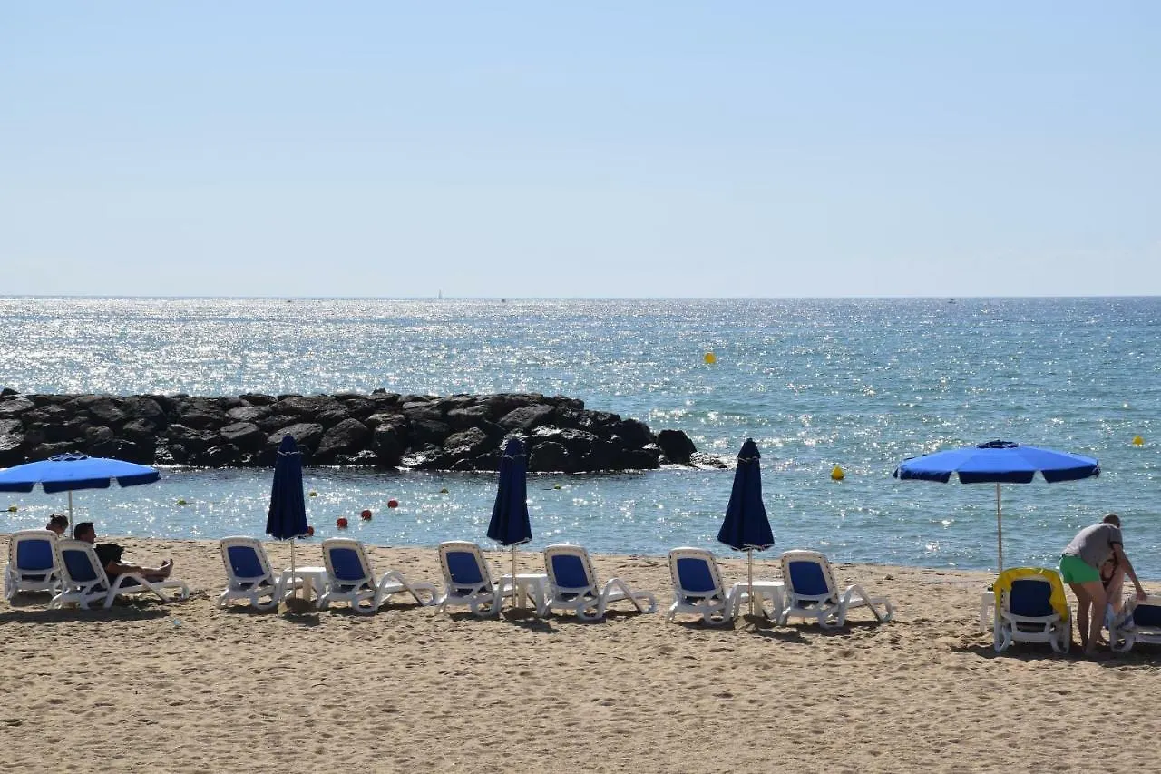 Apartamentos Les Barbes Caldes D'Estrach 0*,  Spain